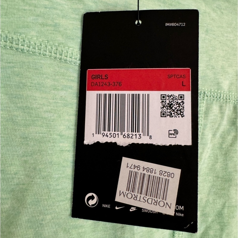 Nike Girls Tight Fit Shirts - Picture 3 of 6